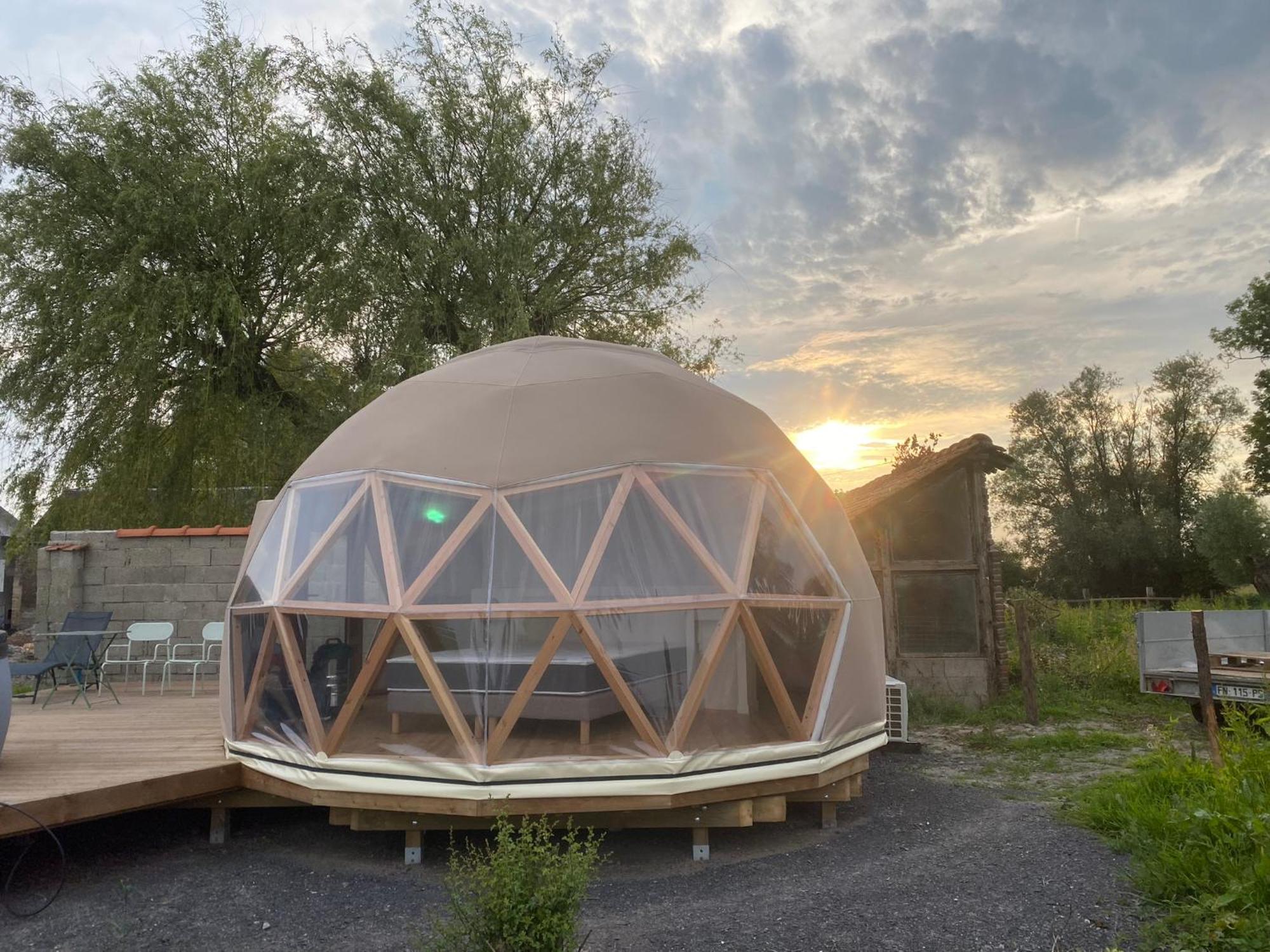 Dome Geodesique - Baie De Somme Hotel Favieres  Bagian luar foto